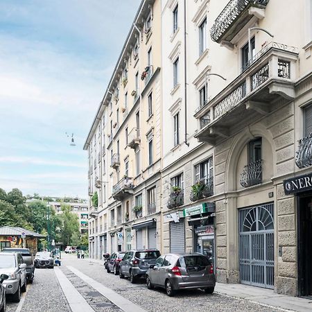 Easylife - Appartamento Elegante Moderno E Accogliente - La Tua Oasi In Citta Milano Eksteriør bilde