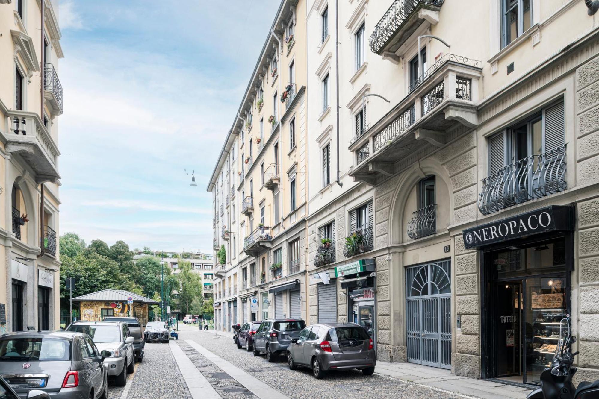 Easylife - Appartamento Elegante Moderno E Accogliente - La Tua Oasi In Citta Milano Eksteriør bilde