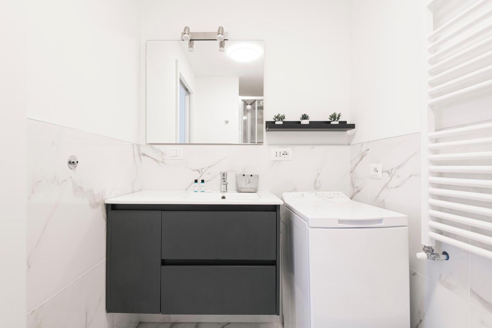 Easylife - Appartamento Elegante Moderno E Accogliente - La Tua Oasi In Citta Milano Eksteriør bilde